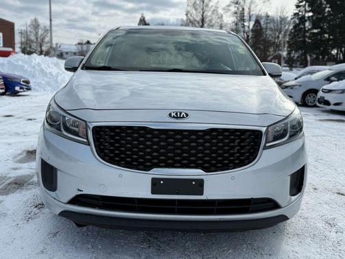 2018 Kia Sedona LX