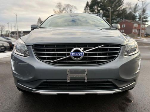 2016 Volvo XC60 T5 Premier