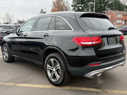 2016 Mercedes-Benz GLC 300 4MATIC