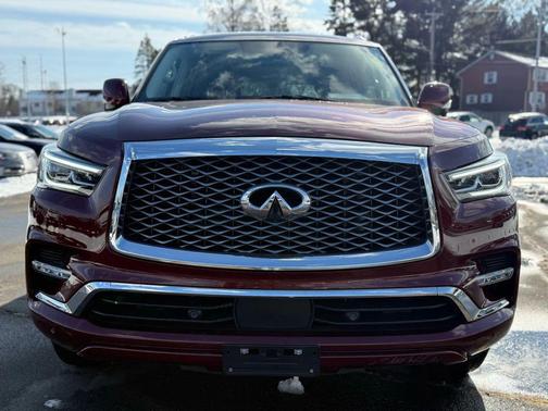 2021 INFINITI QX80 Luxe