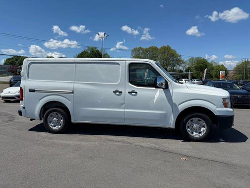 2016 Nissan NV Cargo NV2500 HD SV V8