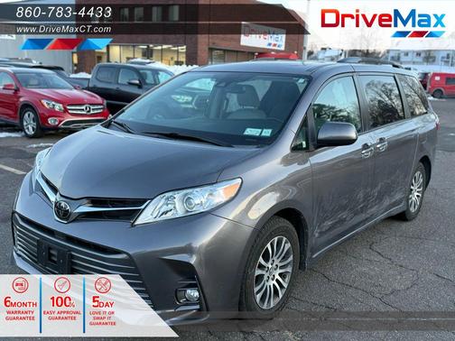 2019 Toyota Sienna Limited Premium