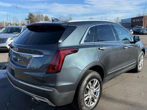 2020 Cadillac XT5 Sport