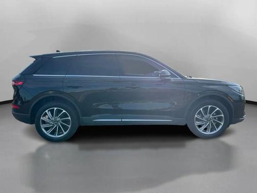 Infinite Black Metallic Clearcoat 2023 Lincoln Corsair Standard