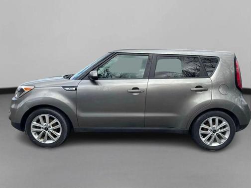 Titanium Gray 2018 Kia Soul +