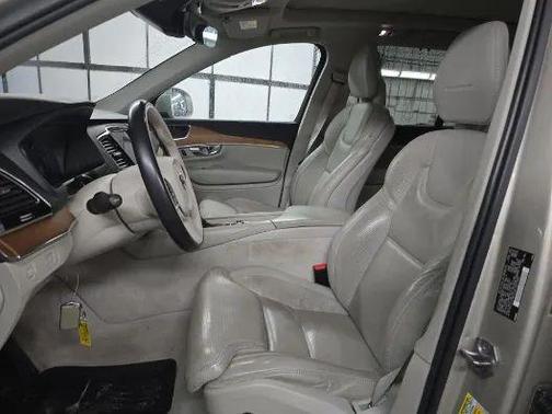 2016 Volvo XC90 T6 Inscription