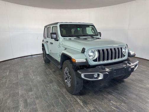 2024 Jeep Wrangler 4-Door Sahara