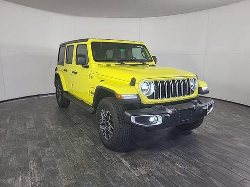 2024 Jeep Wrangler 4-Door Sahara