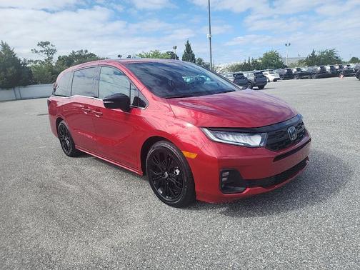 Radiant Red Metallic II 2025 Honda Odyssey Sport-L
