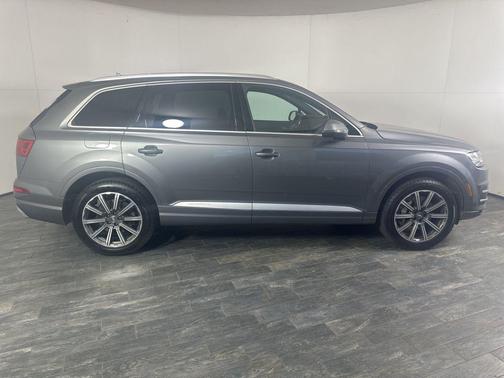 2017 Audi Q7 3.0T Premium