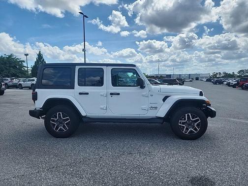Bright White 2024 Jeep Wrangler 4-Door Sahara