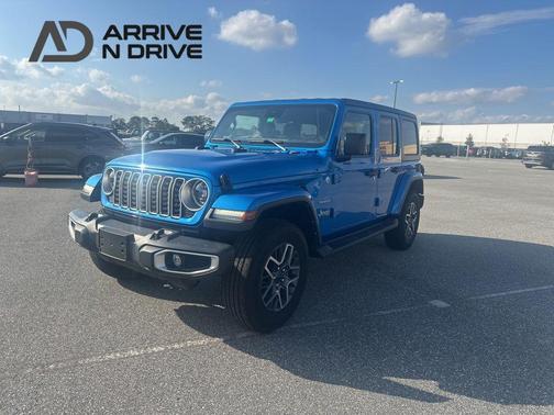 2024 Jeep Wrangler 4-Door Sahara