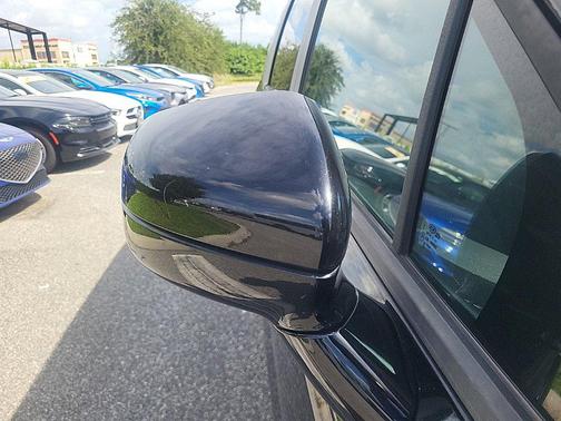 Black 2022 Kia Carnival LX