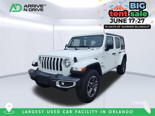 Bright White Clearcoat 2023 Jeep Wrangler 4-Door Sahara