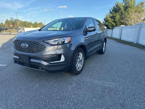 Carbonized Gray Metallic 2023 Ford Edge SEL