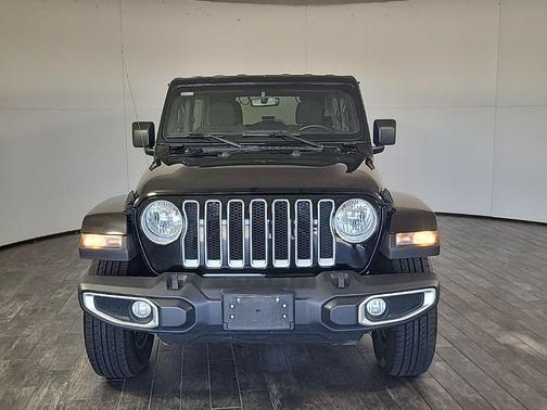 2023 Jeep Wrangler 4-Door Sahara