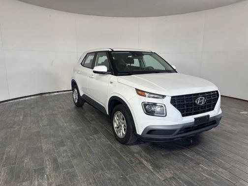 2021 Hyundai VENUE SE
