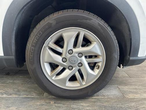2021 Hyundai VENUE SE