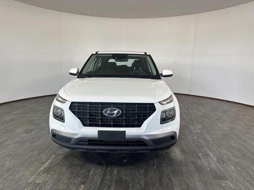 2021 Hyundai VENUE SE