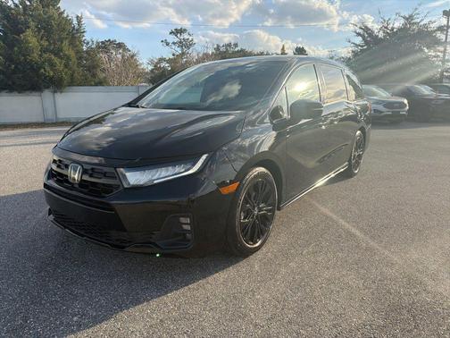 Crystal Black Pearl 2025 Honda Odyssey Sport-L Passenger Van
