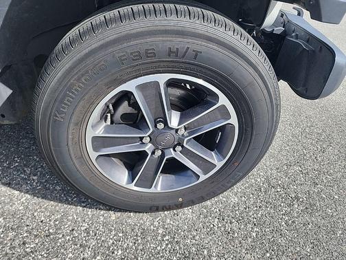 2023 Jeep Wrangler 4-Door Sahara