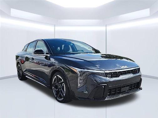 Interstellar Gray 2025 Kia K4 GT-Line