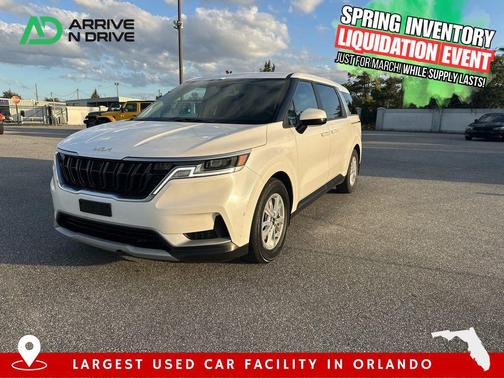 2022 Kia Carnival LX