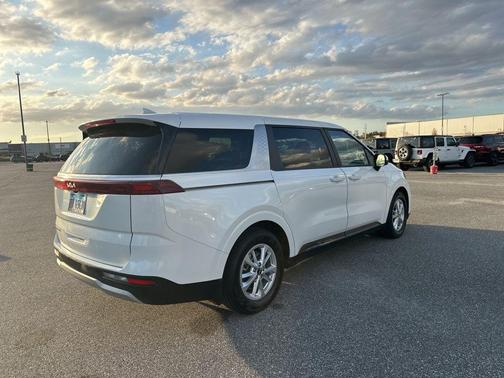 2022 Kia Carnival 
