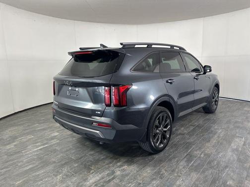 2023 Kia Sorento EX