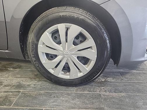 2024 Nissan Versa 1.6 S