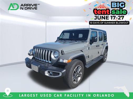 Sting-Gray Clearcoat 2023 Jeep Wrangler 4-Door Sahara