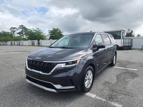 Black 2022 Kia Carnival LX