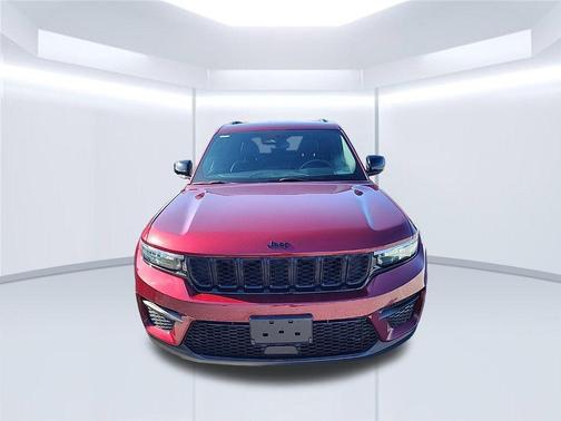 Velvet Red Pearlcoat 2023 Jeep Grand Cherokee Altitude