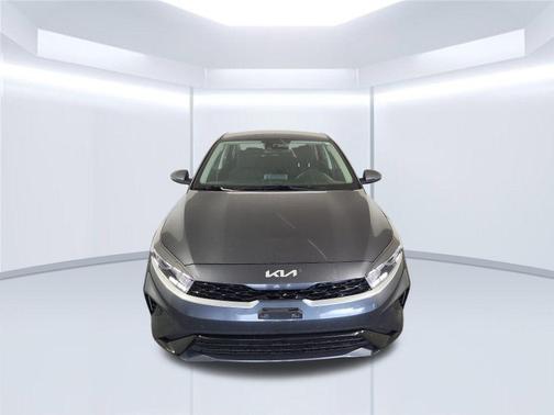 Gravity Grey 2024 Kia Forte LXS