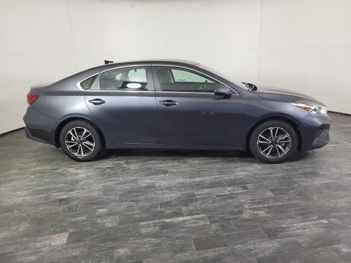 2024 Kia Forte EX