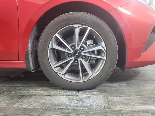 2024 Kia Forte EX