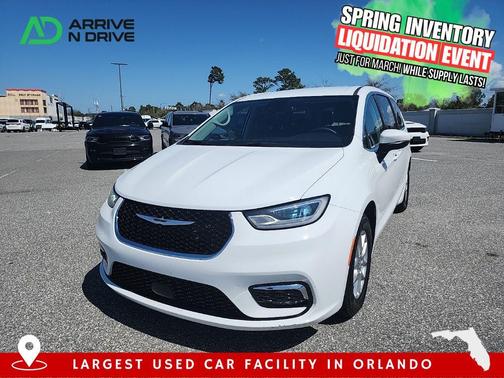 2023 Chrysler Pacifica Touring L