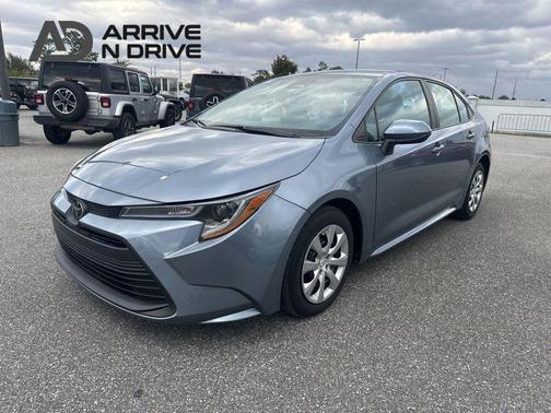 2023 Toyota Corolla LE