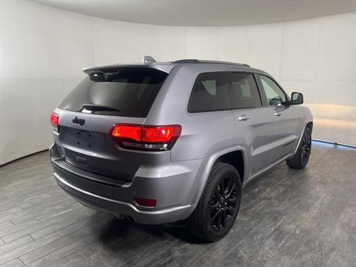 2021 Jeep Grand Cherokee Altitude