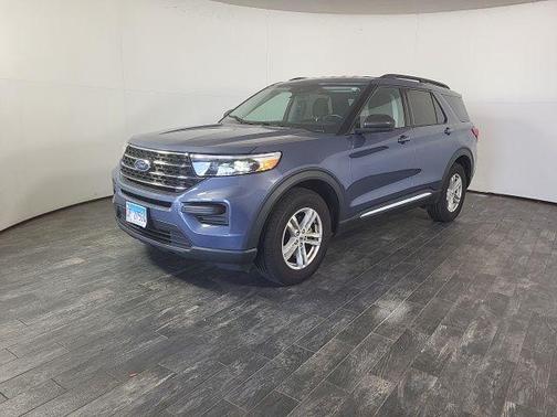 Infinite Blue Metallic Tinted Clearcoat 2021 Ford Explorer XLT