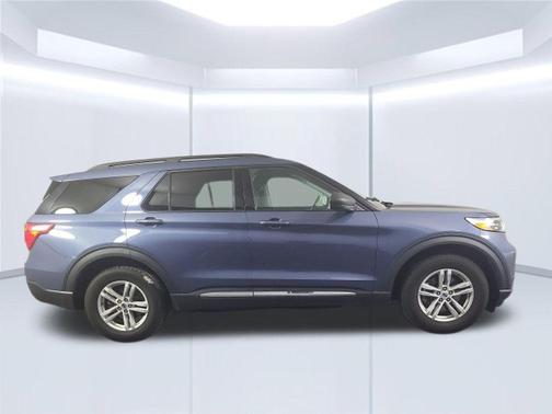 Infinite Blue Metallic Tinted Clearcoat 2021 Ford Explorer XLT