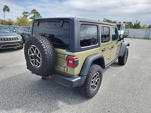 2025 Jeep Wrangler Rubicon