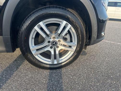 2023 Mercedes-Benz GLB 250 Base