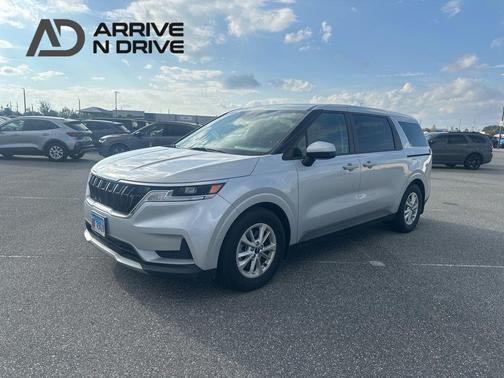 2022 Kia Carnival LXS