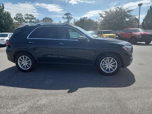 Black 2025 Mercedes-Benz GLE 350 4MATIC