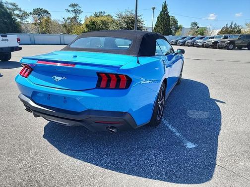 2024 Ford Mustang EcoBoost