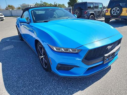 2024 Ford Mustang EcoBoost