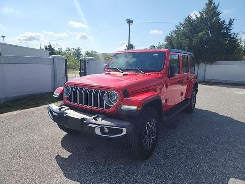 Firecracker Red Clearcoat 2024 Jeep Wrangler 4-Door Sahara