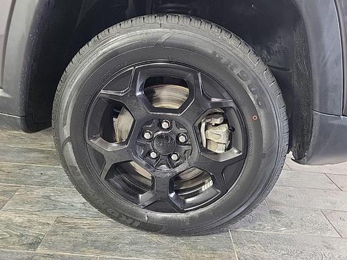 2023 Jeep Compass Trailhawk