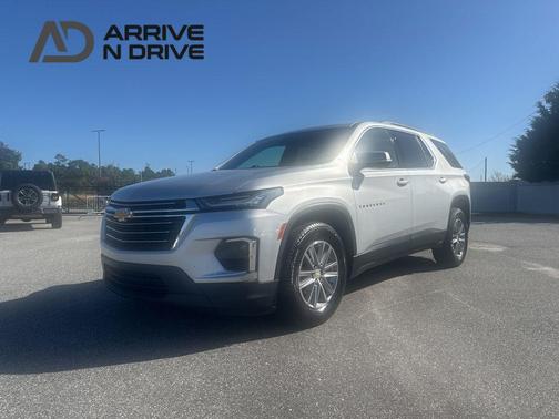 2022 Chevrolet Traverse LT Cloth